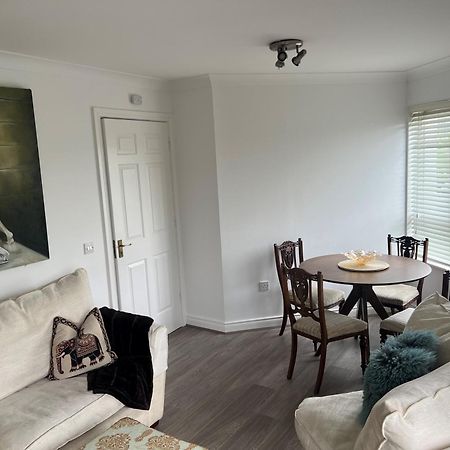 Cosy 2 Double Bed Apartment Swords Exterior foto