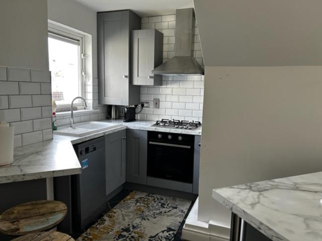 Cosy 2 Double Bed Apartment Swords Exterior foto