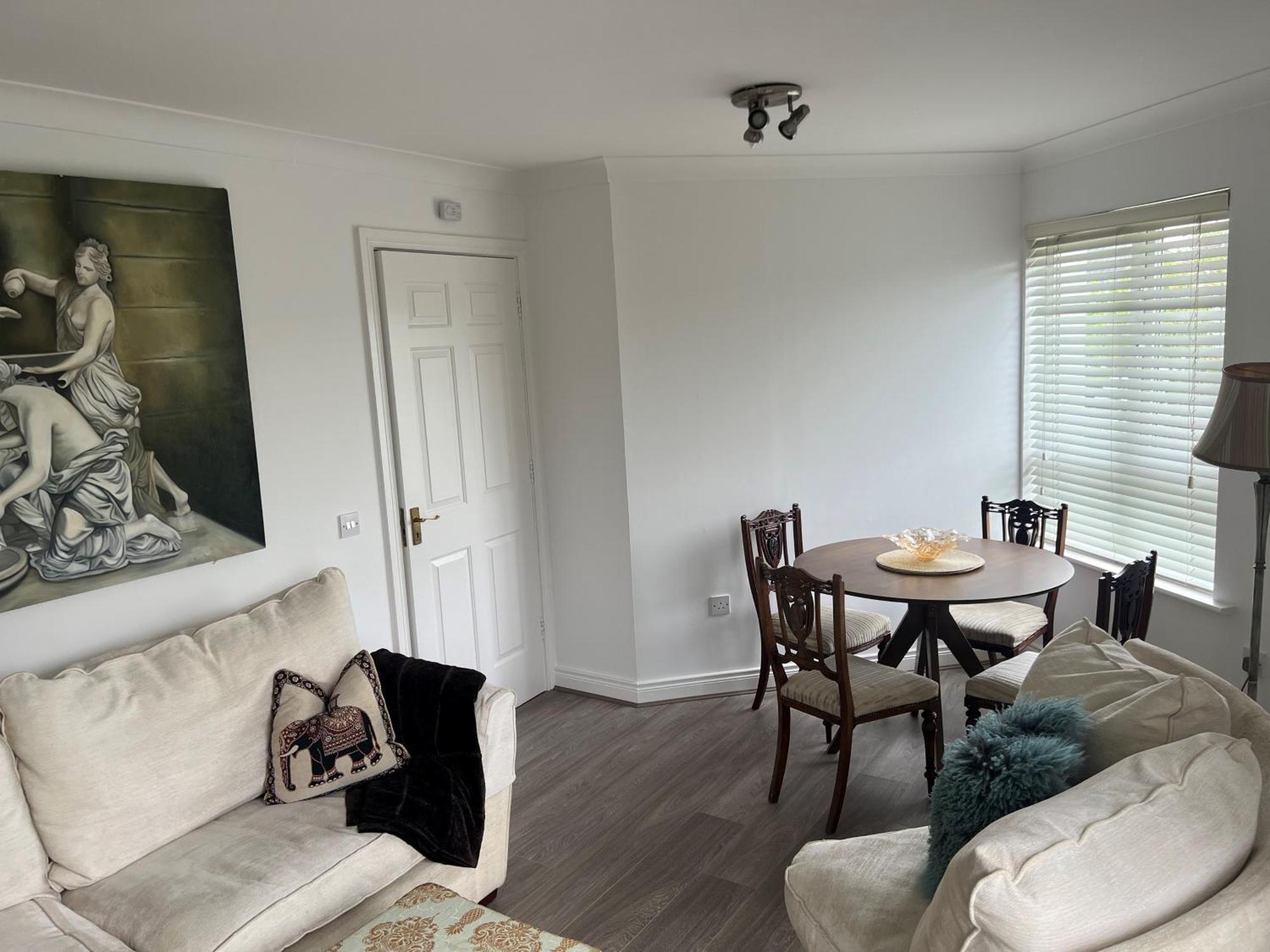 Cosy 2 Double Bed Apartment Swords Exterior foto